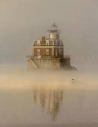 Hudson Light With Images Beautiful Lighthouse Lighthouse Photos Lighthouse