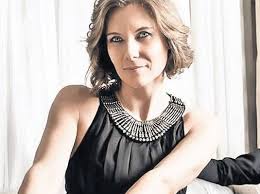 Celebra creatoare de moda zina dumitrescu a murit la varsta de 82 de ani. Pin On Unica