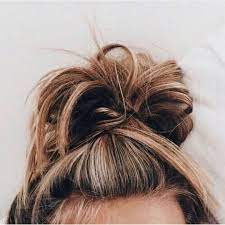 Whether your hair is short, long or somewhere in between, you can turn heads and break hearts with a gorgeous messy bun hairstyle. Cute Vsco Things On Instagram Q Do You Play Sports A Yes Volleyball Vsco Cutevscothings Hair Styles Hair Lengths Short Hair Styles