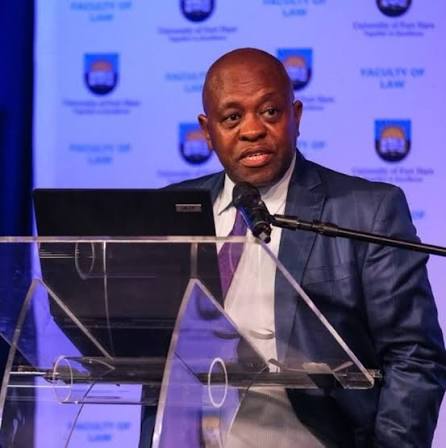 🔴JUSTICE MADLANGA'S LEGACY | Madlanga Hails Fort Hare for Strengthening  Legal Training Among Future Practitioners🔴 East London – Retired Justice  Mbuyiseli Madlanga has praised the University of Fort Hare for the progress