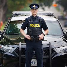 Instagram Photo By Ontario Provincial Police Opp Jun 8 2016 At 1 15pm Utc Men In Uniform Police Uniforms Men S Uniforms