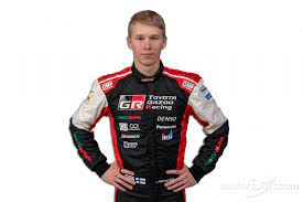 Parin viikon takainen portugalin osakilpailu herätti kuitenkin kysymyksiä, kun jyväskyläläinen jäi karusti kärjen kyydistä. Kalle Rovanpera Profile Bio News High Res Photos High Quality Videos