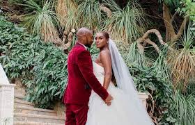 Issa rae made a gorgeous bride who seemed to enjoy an intimate wedding ceremony in the south of france. Esgrz 2lqkevim