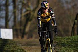 Tour of flanders 2021 live dashboard race info, preview, live video, results, photos and highlights. Wout Van Aert Klaar Voor Eerste Cross Van 2021 Zal Weinig Tactiek Mee Gemoeid Zijn Veldrijden Hln Be