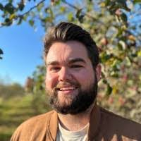 Curtis Norvell's Instagram, Twitter & Facebook