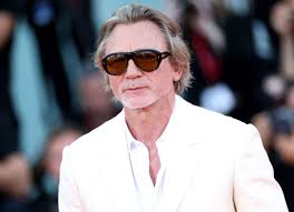 Movie Review: 'No Time To Die' Offers A Fitting Capstone To Daniel Craig's  Run As 007