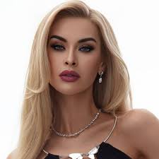 Mexicana Universal...