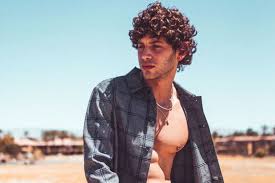 Hopefully this video helped many of you and if you have any questions or anything like that leave it down in the comment section below😁 🏿 15 Striking Ways To Rock Jewfro Hairstyles For Modern Men
