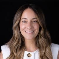 Rebecca Bayless's Instagram, Twitter & Facebook