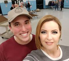 Our Lenten tradition continues tonight at St Gabriel Parish in Elma... best  darn Fish Fry and great fellowship! Tonight Daybreak's  @PatrickHammerMeteorologist joined us... and Blessed Mother, too!