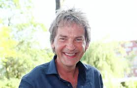 Hoogleraar transitiekunde jan rotmans geeft tips. Geweldig Babynieuws Voor Matthijs Van Nieuwkerk