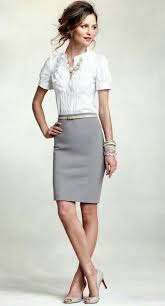 Can T Wear Skirts To Work Often But I D Love To Wear This One When I Can Professional Outfits Business Women Fashion Fashion