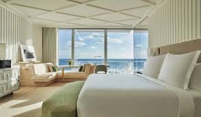 This miami beach grand beach hotel surfside west hotel is 93 metres from surfside beach. Four Seasons Hotel At The Surf Club Miami Beach Aktualisierte Preise Fur 2021