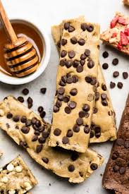 Our nutritionist tells you what you need to look for to find the best protein bars for your needs. Copycat Homemade Perfect Bars Erin Lives Whole