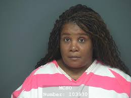 Ebony Easley's Instagram, Twitter & Facebook