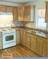 Builders surplus guarantees its customers the highest quality prefinished kitchen cabinets. Pre Finished Raised Panel Oak Kitchen Cabinets Cocinas Integrales Muebles Cocinas