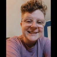 Sarah Dellinger's Instagram, Twitter & Facebook