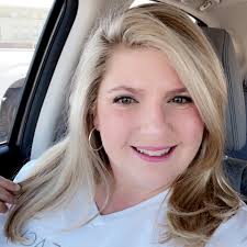 Happy Galentine's Day, sisters! Tag a sister you love below and send her  some words of affirmation! 📷: Idaho Alpha Pi Beta Phi