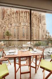The apartments sagrada familia hostel, by sant jordi hostels barcelona, is well located in a popular local area, just 10 minutes walk from the best site in barcelona, antoni gaudi's famous sagrada familia cathedral.we are also well connected to all the main tourist attractions of barcelona. Sagrada Familia I Apartments For Rent Sagrada Familia Barcelona Apartments For Rent