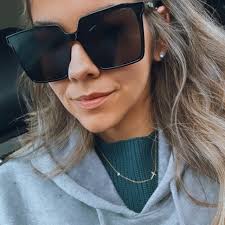 Zijwaarts kruis met geboortesteen ketting in goud, sierlijke edelsteen  kruisketting, verjaardagskruis en geboortesteen ketting voor vrouwen,  ketting