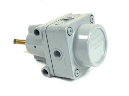 77-60 Lock-Up Valves 5-100psi – DP Valve Spares Ltd
