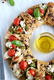 Whole Wheat Mediterranean Pizza Star Ring Del S Cooking Twist Recipe Mediterranean Pizza Mediterranean Recipes Savoury Dishes