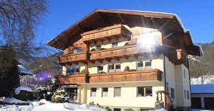 Das haus alexander in schladming ist eine hervorragende wahl, um sich auf reisen zu erholen. Bergfex Haus Alexander Pension Schladming Planai Schladming Ski Amade