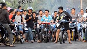 Hasil gambar untuk balap liar