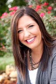 Julie Rowe's Instagram, Twitter & Facebook