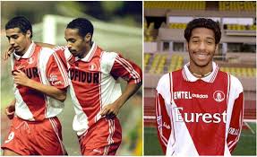 Thierry henry, new york, new york. 90s Football On Twitter A Young Thierry Henry At As Monaco
