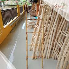Cara membuat lampu hias yang unik dari bambu tutorial 17 kerajinan kulit kerang beserta membuatnya resep bubur manado/tinutuan simple gurih dan enak 10 taman kecil didepan rumah minimalis layangan bali murah disini ~. Jual Tangga Bambu Cendani Cendani Bamboo Ladder Tangga Dekoratif Antik Murah Terbaru Juni 2021 Blibli