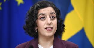 Vänder ryggen till offren i Orlando och Newtown”