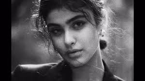 “MONOCHROME” by Me @sjframes with @szenaalummood Styled by @styledbylipika  , MUA @khushipatodia14 , Hair @view_hairstyle , Assistant @ng_shooter ,  Editor @soorajprabhaa