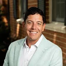 Chris Leavitt's Instagram, Twitter & Facebook