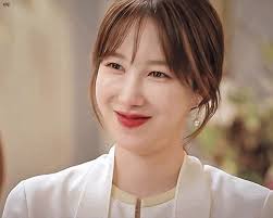 Lee ji ah is a south korean actress and screenwriter. Lee Ji Ah On Twitter Lee Ji Ah Went From This To This In Penthouse 2 Penthouse2ep6 Thepenthouse2