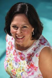 Beth Gonzalez's Instagram, Twitter & Facebook