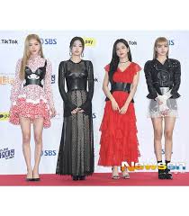 Blackpink Outfit Fashion Style Jisoo Jennie Rose Lisa Updating you the recent fashion of blackpink.