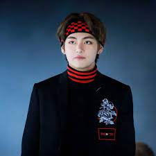 Bangtan boys vocalist,kim tae hyung (김태형) born on december 30,1995. Bts Member And World S Most Handsome Man V Aka Kim Taehyung Reveals He Doesn T Like His Face Anymore Leaving Army In Shock