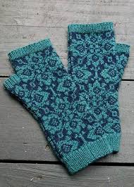 Funny knights ha recentemente aperto le prenotazioni per jeanne d'arc, versione gravure vacances, tratta da fate/extella. Ravelry Napkinpoem S Tapestry Mitts Knitted Gloves Mittens Fingerless Gloves Knitted Colorwork Knitting