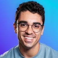 Raymond Nasser's Instagram, Twitter & Facebook