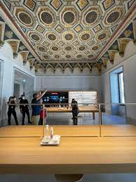 Rec room is the best place to build and play games together. Kurz Spektakulare Fotos Des Neuen Apple Store In Rom Zoom Unterstutzt Nun Center Stage Fur Ipad Pro 2021 News Mactechnews De