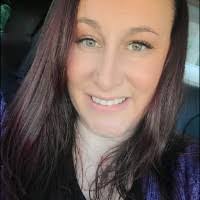 Veronica Roper's Instagram, Twitter & Facebook