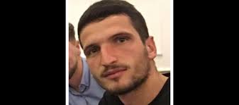 Humbë jetën i riu në afërsi të vendit të punës në Prizren
