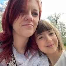 Stain remover that works first time and is spray-on