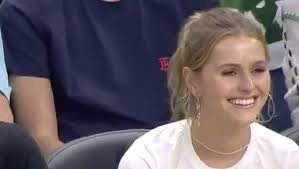 The actress brought along the green bay packers quarterback on a romantic couples' getaway to hawaii with her. Look Mallory Edens Bucks Owner S Daughter Trolls Drake Heavy Com