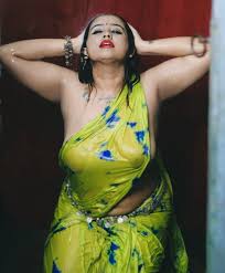 Fully Nude Desi Aunty Wearing Just Her Mangalsutra And Taking A Selfie  32900 | Hot Sex Picture