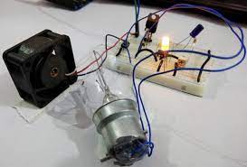 This circuit is under:, circuits, air flow detector circuit l36984 the filament of a incandescent bulb is the sensing part of the circuit. Simple Air Flow Detector Circuit Diagram