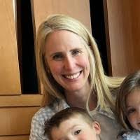 Rae Sanders's Instagram, Twitter & Facebook