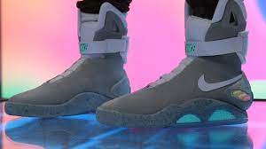 Each pair of nike mag back to the future shoes features adaptive fit technology, which can sense the wearer's motion and loosen or tighten accordingly. 2016 Nike Mag Self Lacing Back To The Future Shoes Detailed Look Youtube