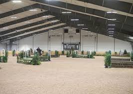 The covered arena offers a spacious venue for a variety of animal shows. Arenas World Equestrian Center